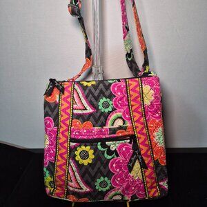 Vera Bradley Hipster Crossbody Ziggy Zinnia Purse Excellent Condition